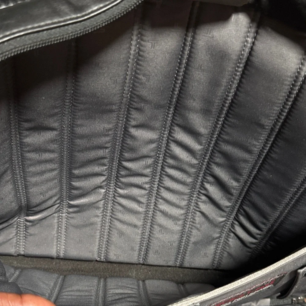 TUMI Alpha Expandable Leather Briefcase/ 💼 Laptop Messenger Shoulder Bag